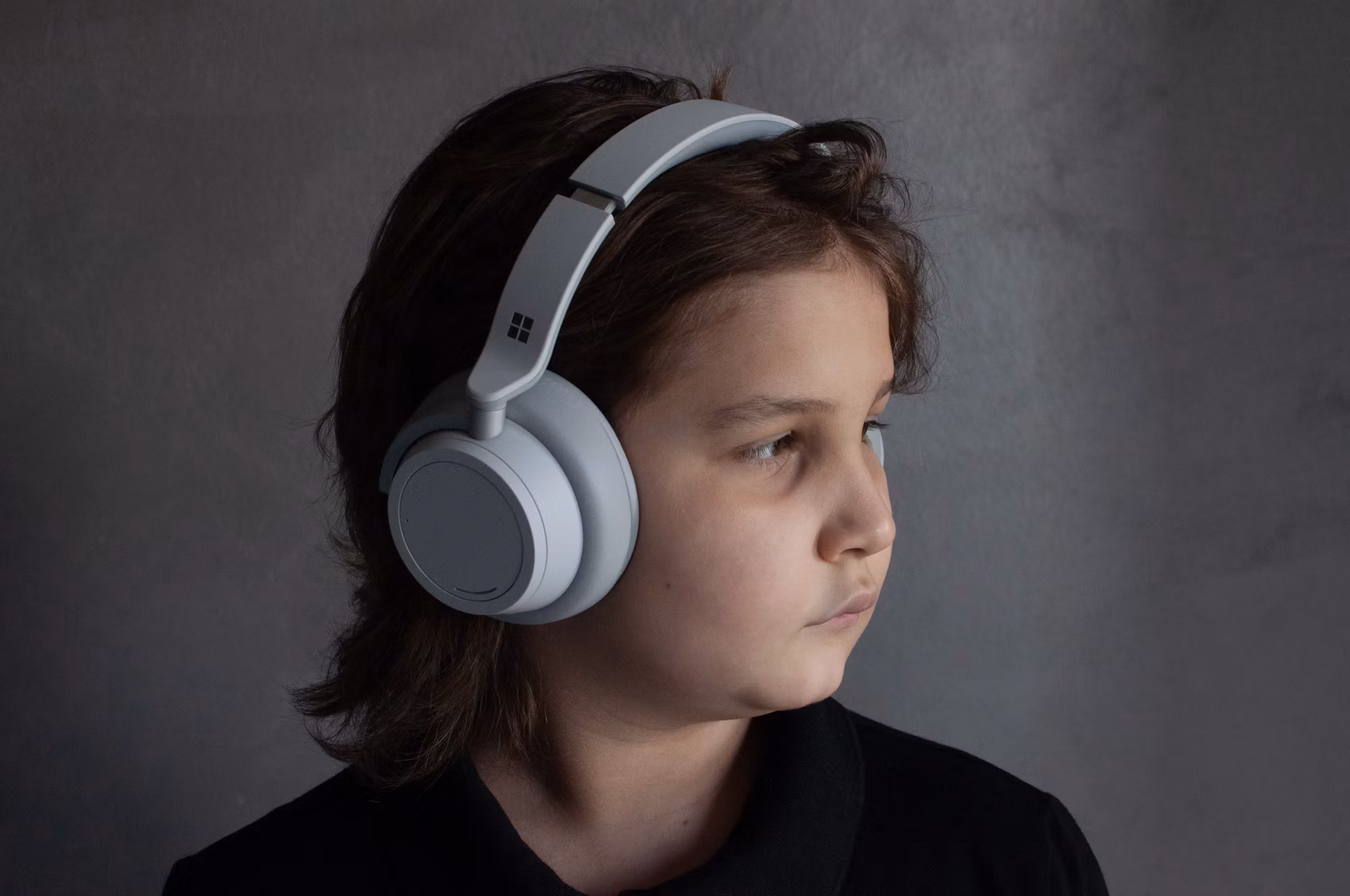 The Art of Listening: How Headphones Shape Our Sonic Experience